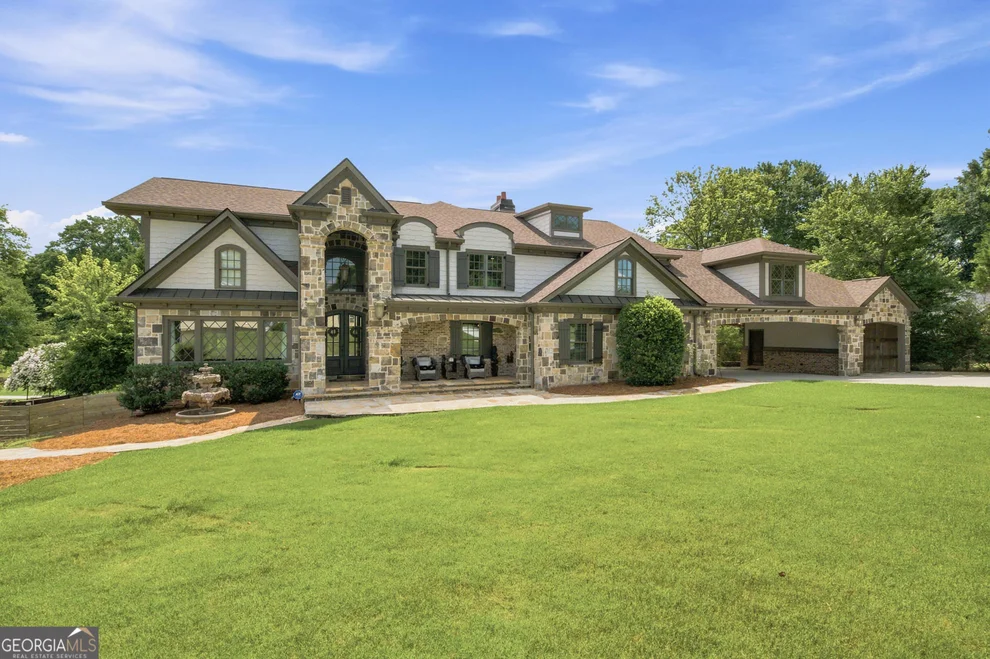 Unit for sale at 570 Creekwood Drive, Marietta, GA 30068