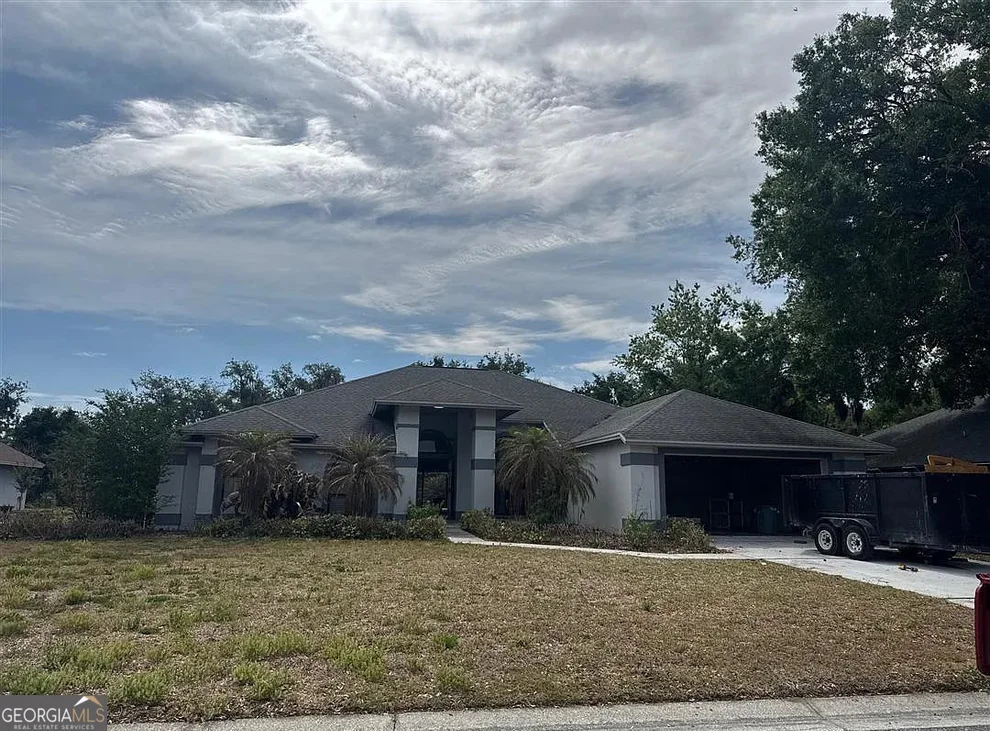 Unit for sale at 2906 Pine Club Drive, Plant City, FL 33566