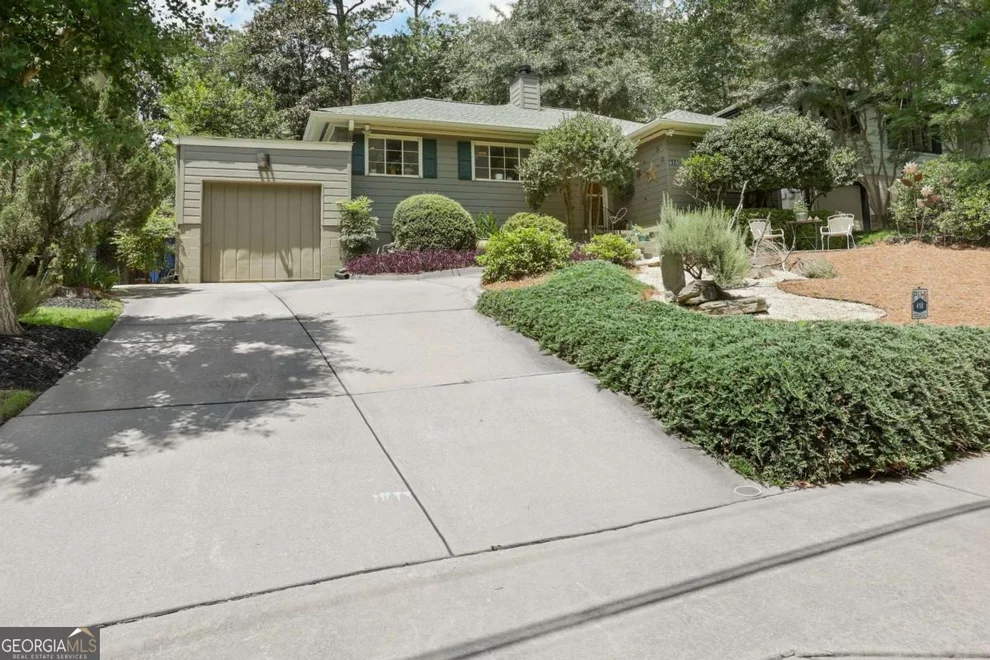 Unit for sale at 410 Wimbledon Road NE, Atlanta, GA 30324