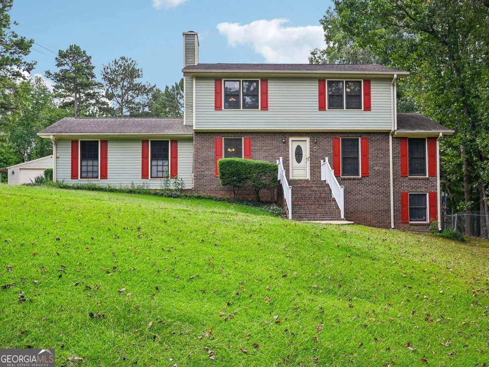 Unit for sale at 6092 Lakeshore Drive SE, Mableton, GA 30126