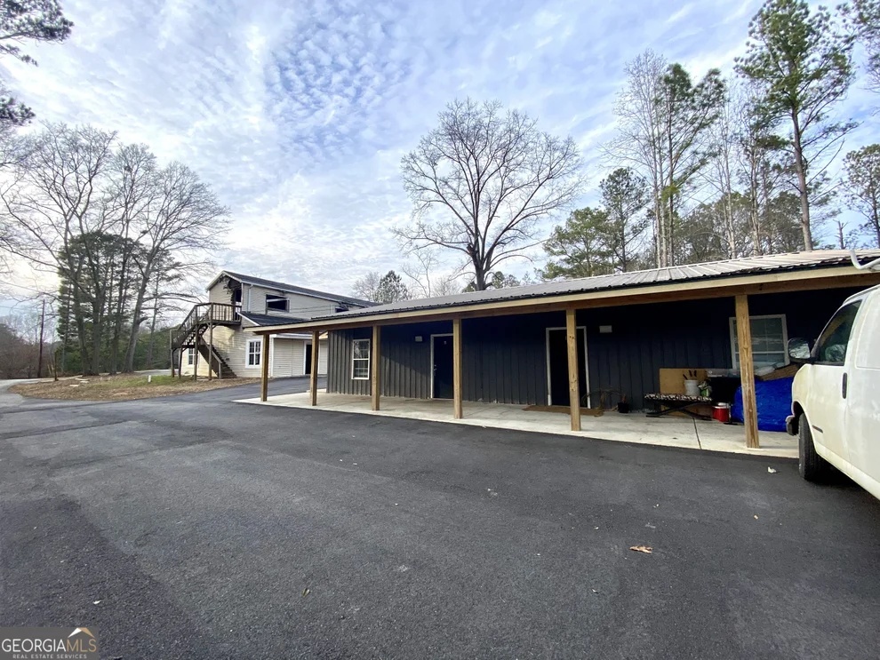 Unit for sale at 21 Old Carrollton Road, Newnan, GA 30263