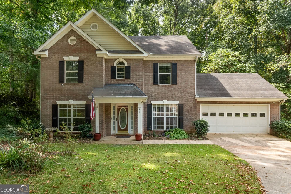 Unit for sale at 205 Foxdale Court, Lagrange, GA 30240