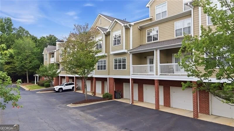 Unit for sale at 5110 Woodland Lane, Alpharetta, GA 30009