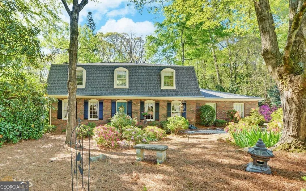 Unit for sale at 84 Oak Creek Circle, Toccoa, GA 30577