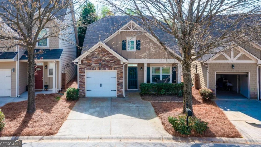 Unit for sale at 112 Highland Pointe Circle E, Dawsonville, GA 30534