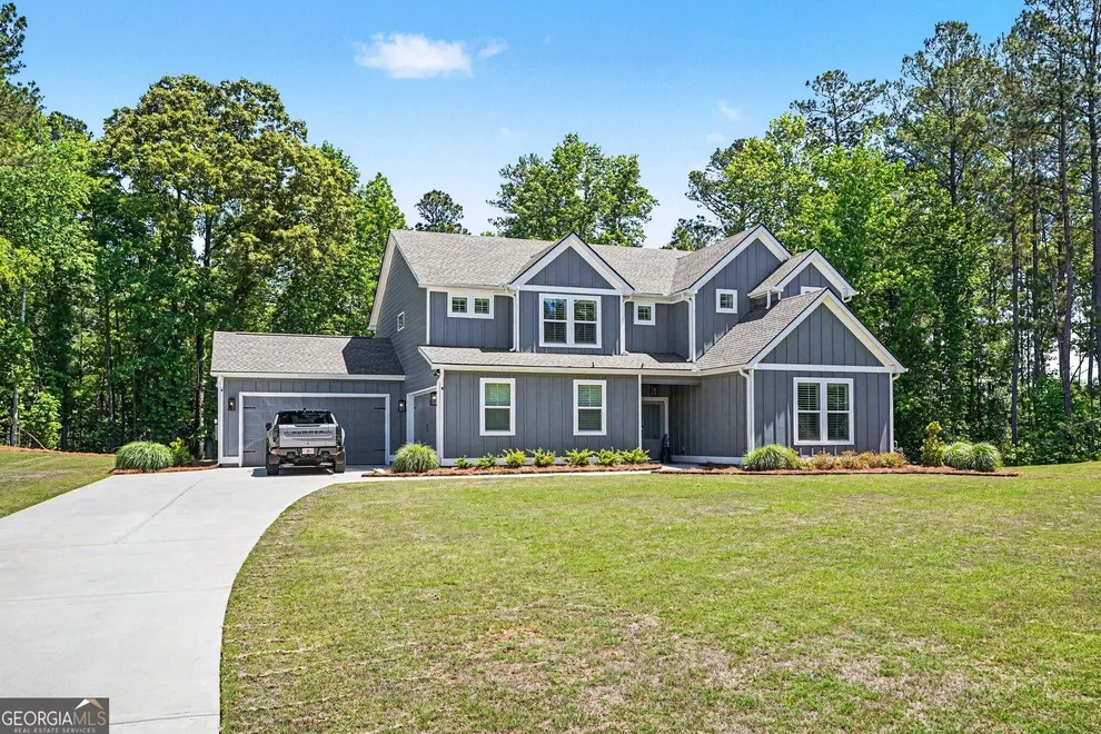 Unit for sale at 33 Ryeland Drive, Senoia, GA 30276