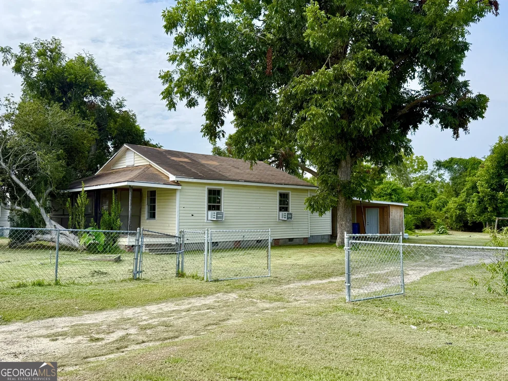 Unit for sale at 31 Currie Street, Hazlehurst, GA 31539