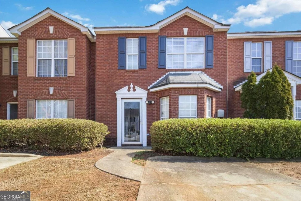 Unit for sale at 5559 Strathmoor Manor Circle, Lithonia, GA 30058