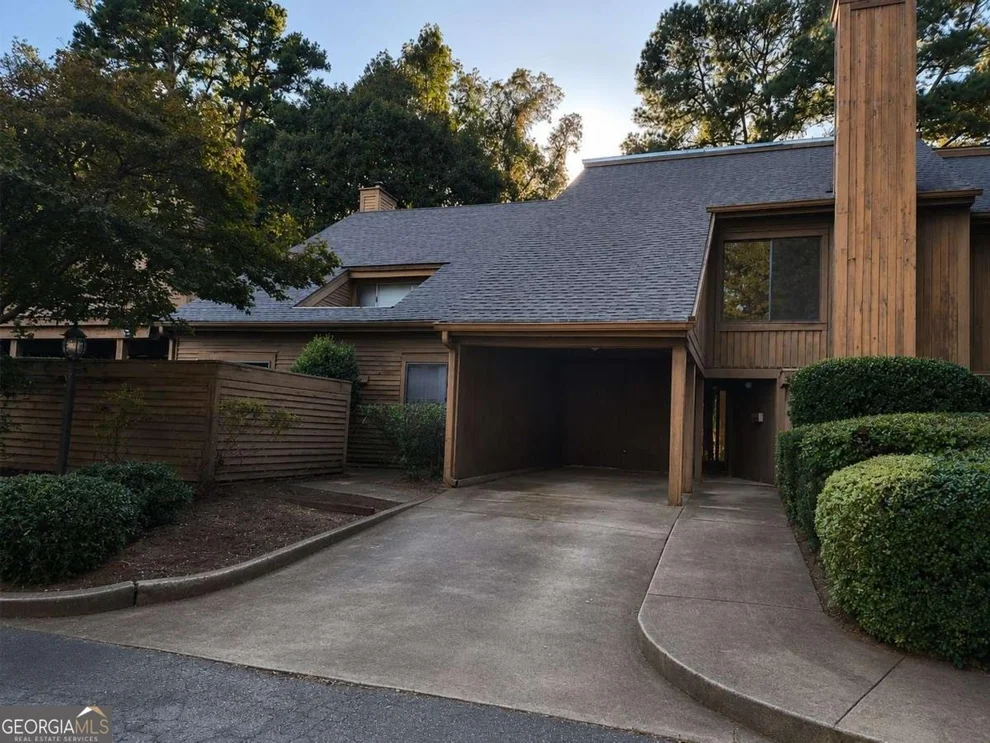 Unit for sale at 38 Willowick Court, Lithonia, GA 30038