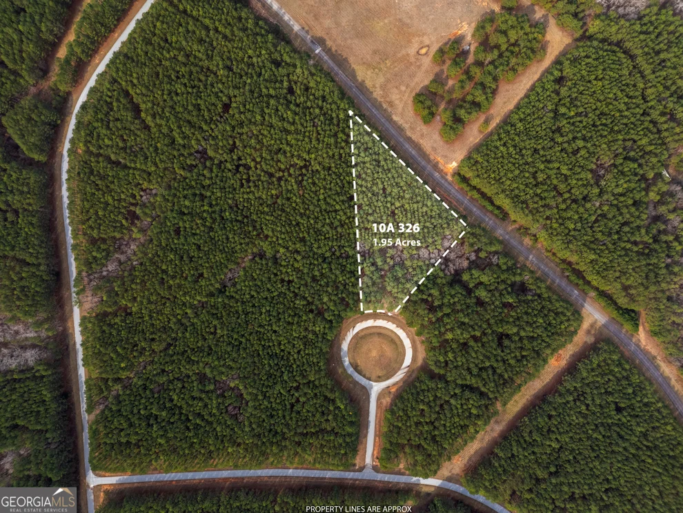 Unit for sale at 1348 Magnolia Court, Tignall, GA 30668