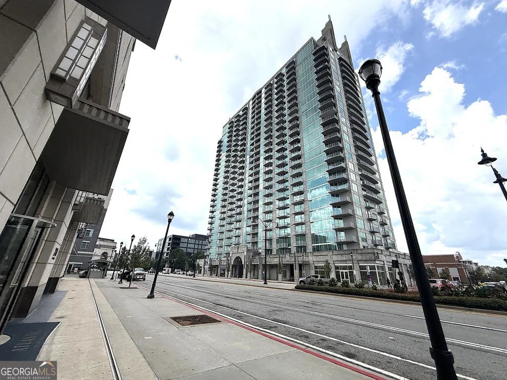 Unit for sale at 270 17th Street NW, Atlanta, GA 30363