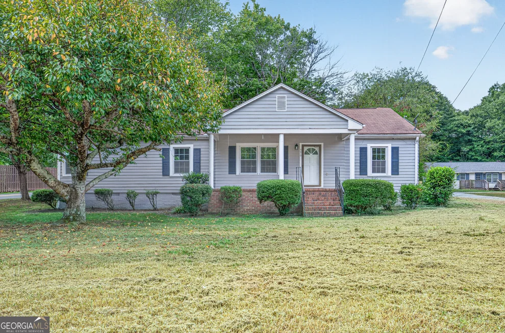 Unit for sale at 590 Benson Street, Hartwell, GA 30643