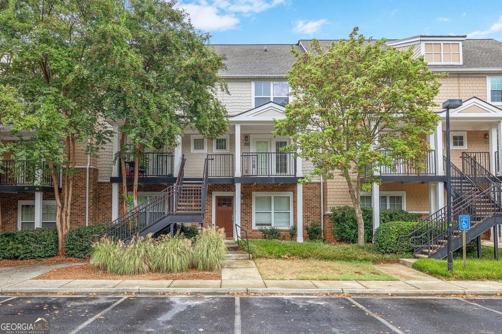 Unit for sale at 1035 Barnett Shoals Road, Athens, GA 30605