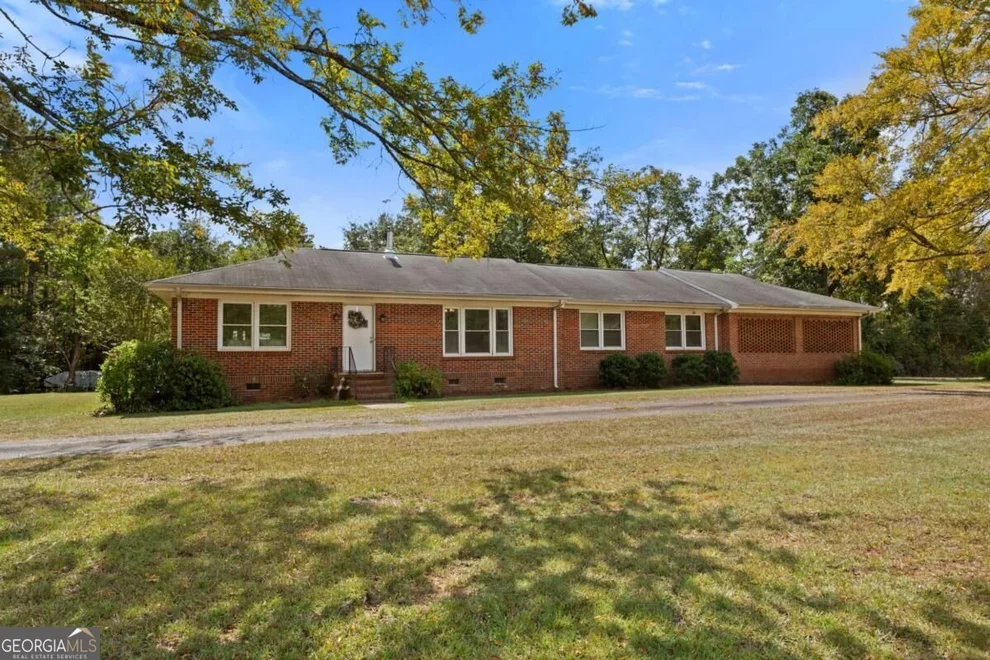 Unit for sale at 5320 Ga Highway 42 S, Forsyth, GA 31029