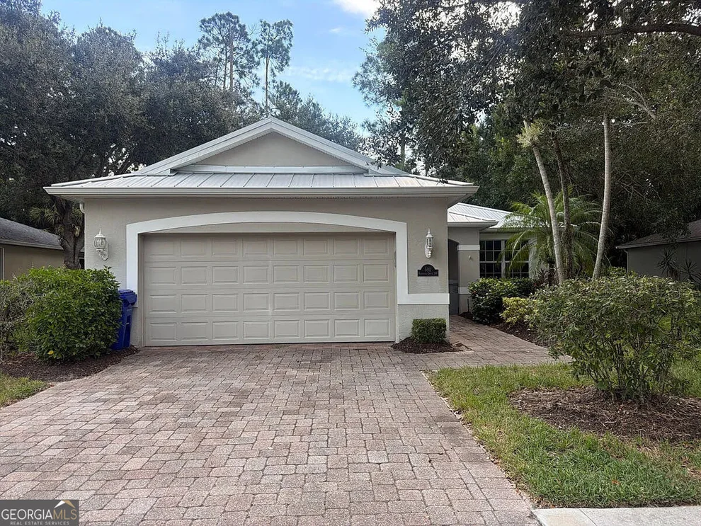 Unit for sale at 590 Kenwood Drive SW, Vero Beach, FL 32968