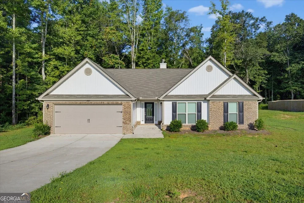 Unit for sale at 2320 Spring Brook Drive, Monroe, GA 30655