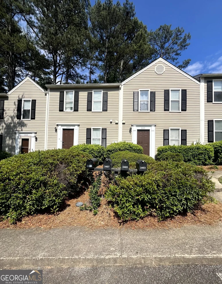 Unit for sale at 3403 Spring Harbour Drive, Atlanta, GA 30340