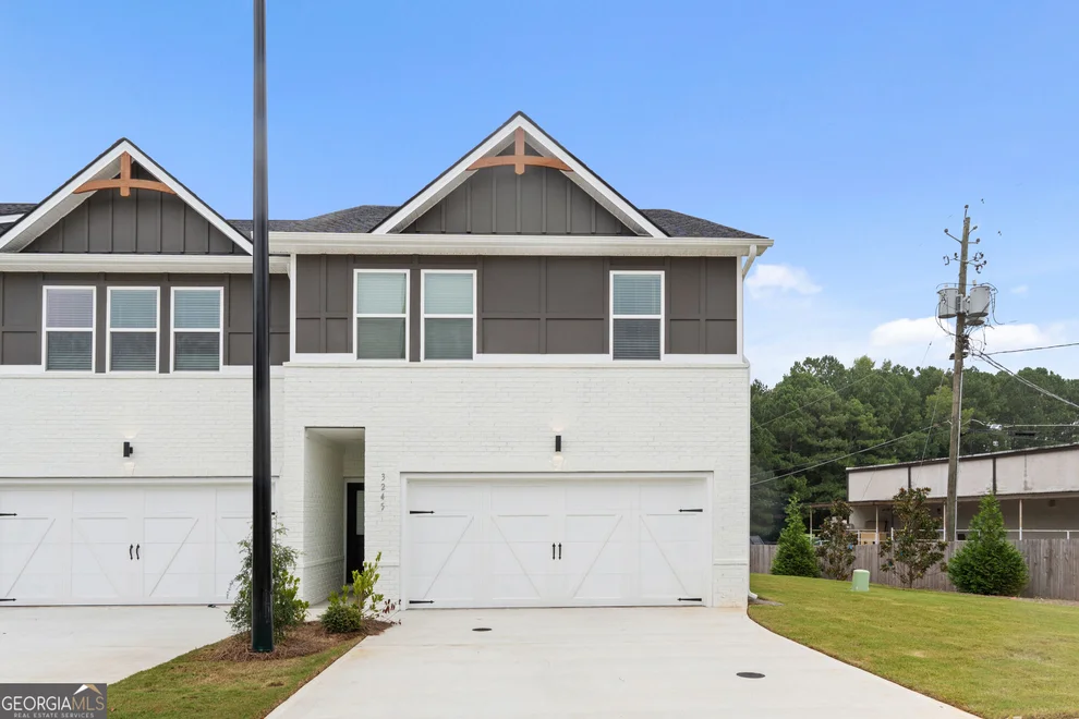 Unit for sale at 3245 Wading Heron Way, Powder Springs, GA 30127