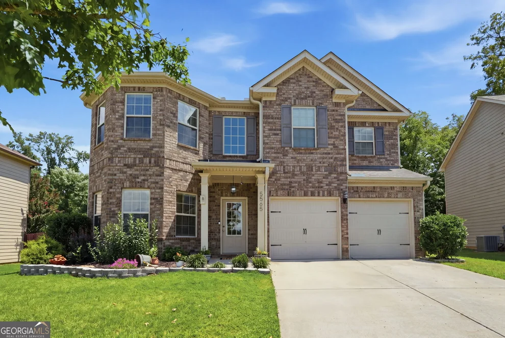 Unit for sale at 5565 Banner Boulevard, Cumming, GA 30028
