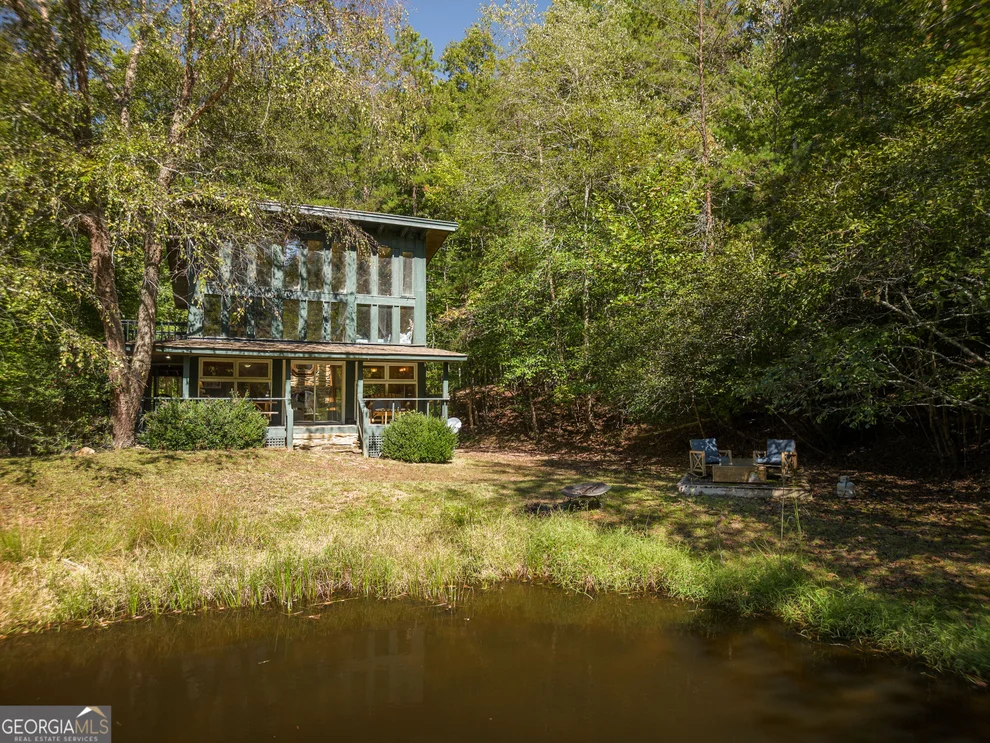 Unit for sale at 427 Cross Creek Road, Mineral Bluff, GA 30559