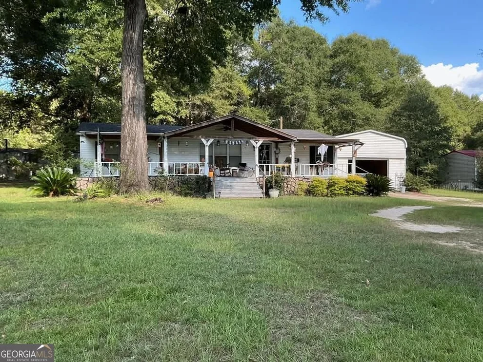 Unit for sale at 27 CoRd, Eufaula, AL 36027