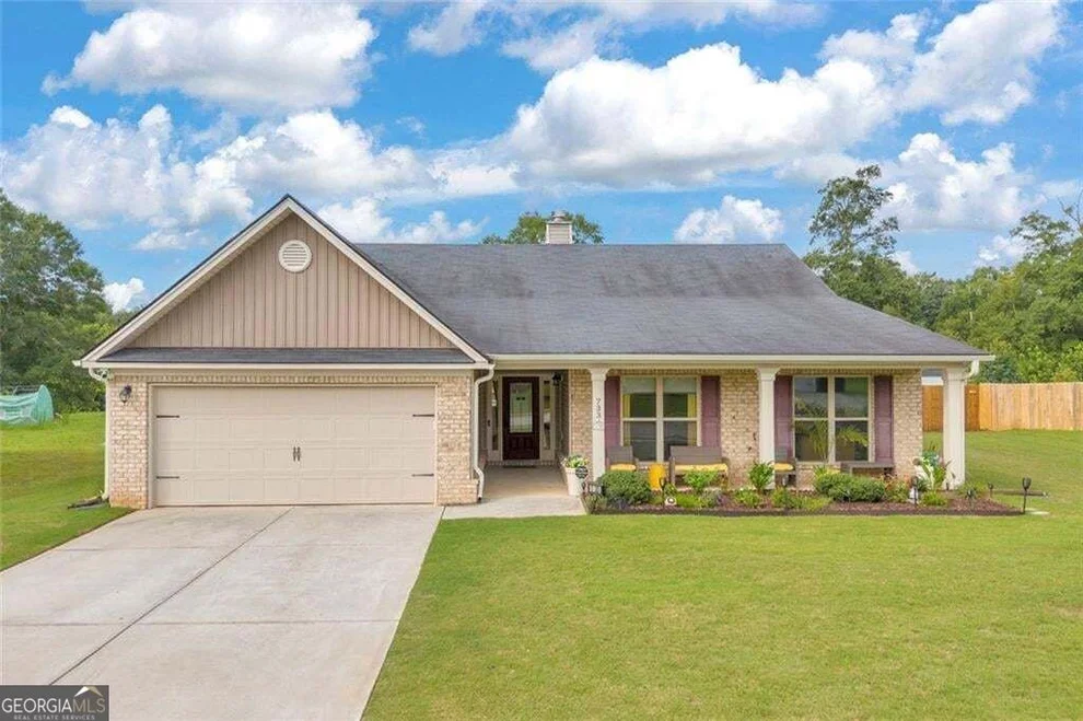 Unit for sale at 733 River Mist Circle, Jefferson, GA 30549