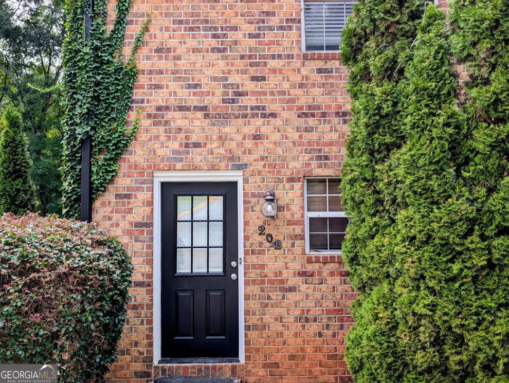 Unit for sale at 202 Sleepy Creek Drive, Athens, GA 30606