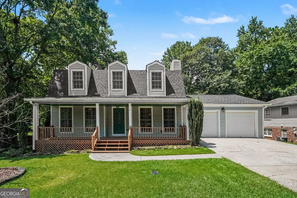 Unit for sale at 580 Westchester Circle SW, Marietta, GA 30064