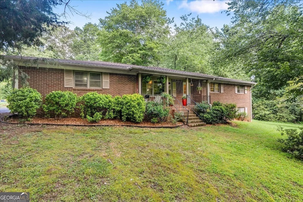 Unit for sale at 102 Shelnutt Drive, Bremen, GA 30110
