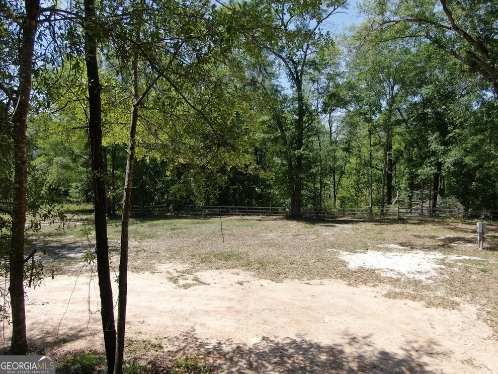 Unit for sale at 51 Coweta Road, Hoboken, GA 31542