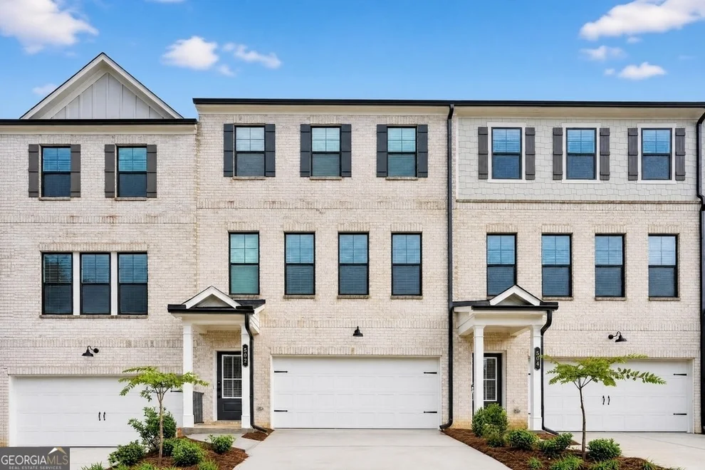 Unit for sale at 502 Provence Gate Lane, Lawrenceville, GA 30044