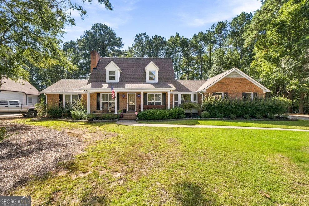 Unit for sale at 306 Ashford Place, Griffin, GA 30224