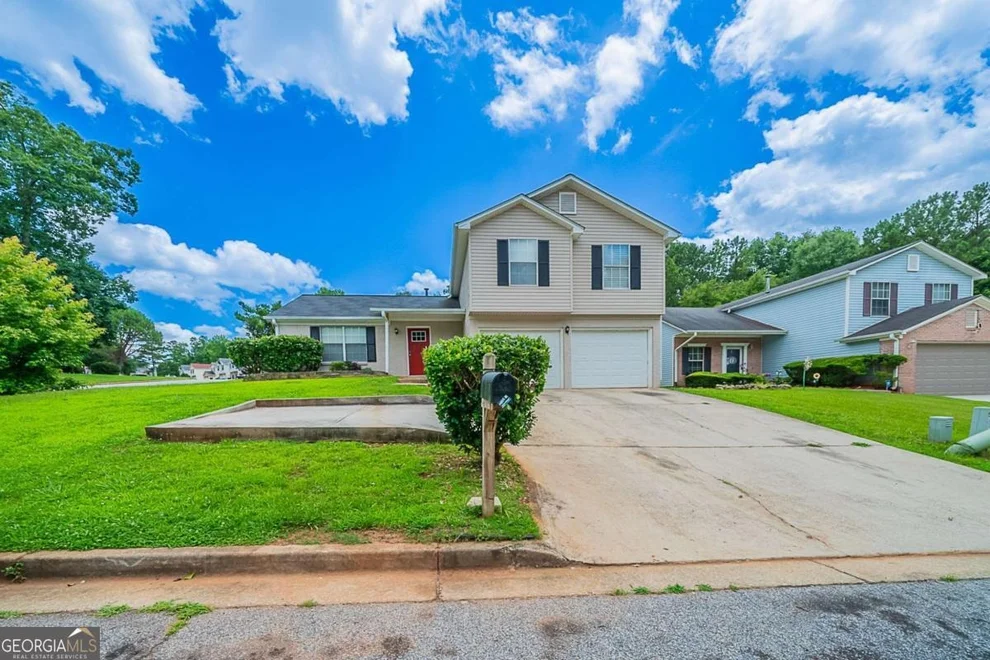 Unit for sale at 2183 Ramblewood Circle, Decatur, GA 30035