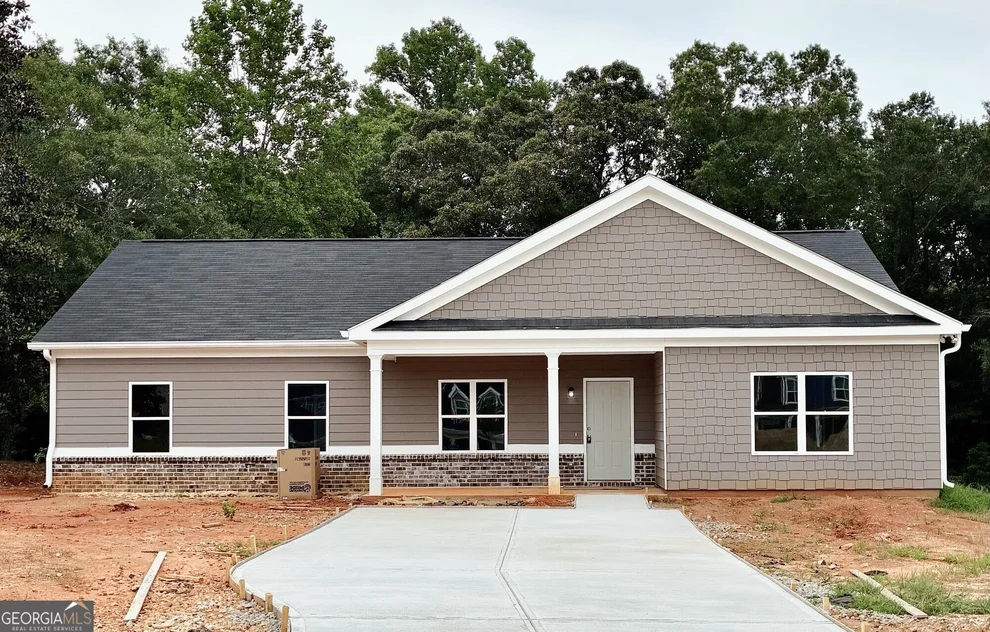 Unit for sale at 164 Charlotte Drive, Statham, GA 30666