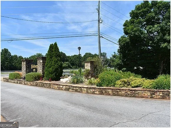 Unit for sale at 2212 Huntingdon Court, Gainesville, GA 30506