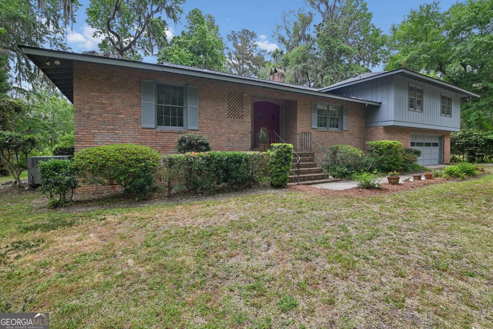 Unit for sale at 180 Saint Clair Drive, St. Simons, GA 31522
