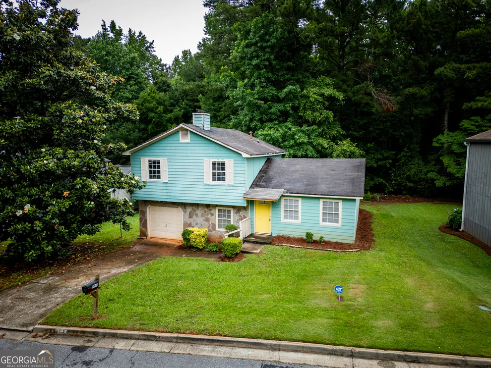 Unit for sale at 2042 Mallard Way, Lithonia, GA 30058