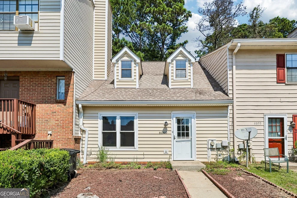 Unit for sale at 6060 Sand Wedge Circle NW, Kennesaw, GA 30144