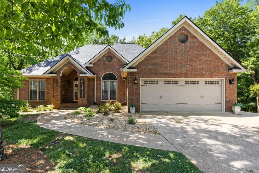Unit for sale at 209 Winchester Ridge N, Jasper, GA 30143