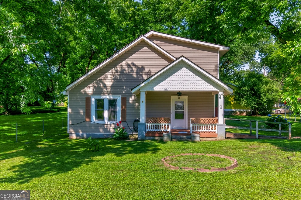 Unit for sale at 98 S 5th Street, Colbert, GA 30628