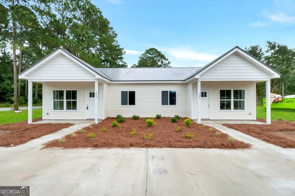 Unit for sale at 728 Talmadge Road, Allenhurst, GA 31301