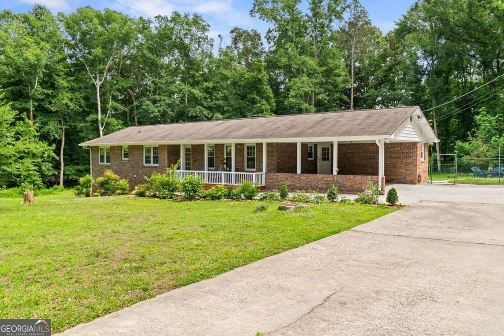 Unit for sale at 3593 Patricia Road, Powder Springs, GA 30127