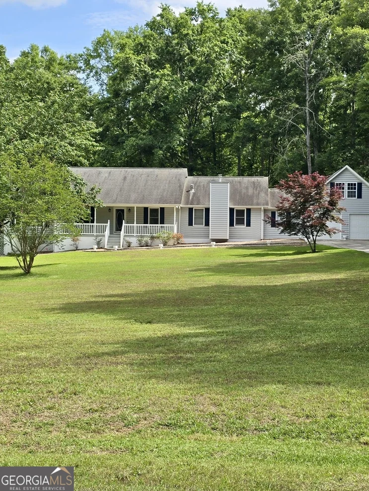 Unit for sale at 423 Woods Road, Brooks, GA 30205