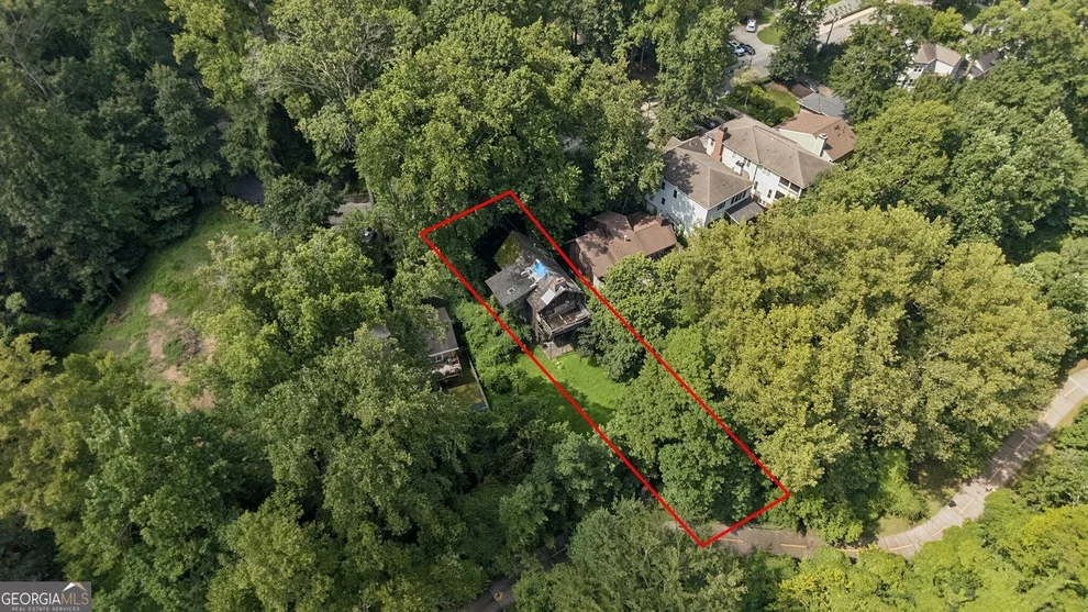 Unit for sale at 469 Overbrook Drive NW, Atlanta, GA 30318