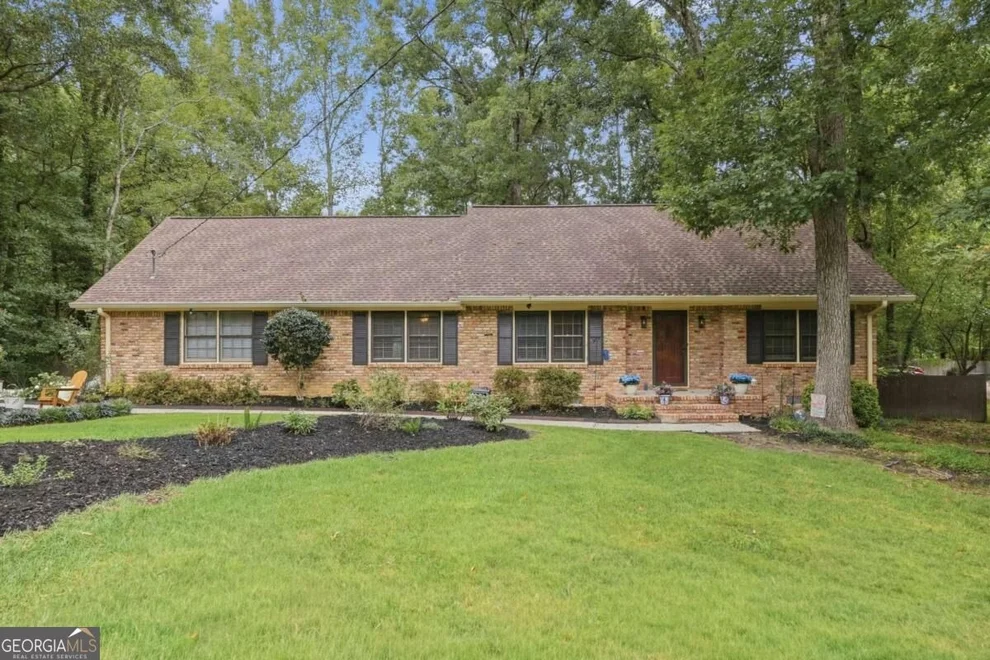 Unit for sale at 2155 Vine Street, Snellville, GA 30078