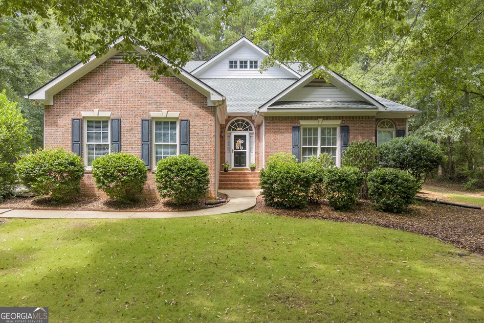 Unit for sale at 1650 Oconee Crossing Circle, Bogart, GA 30622
