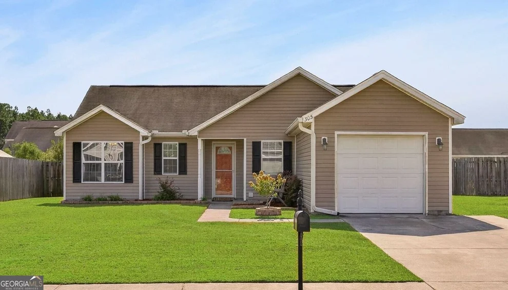 Unit for sale at 305 Timber View Drive, Guyton, GA 31312