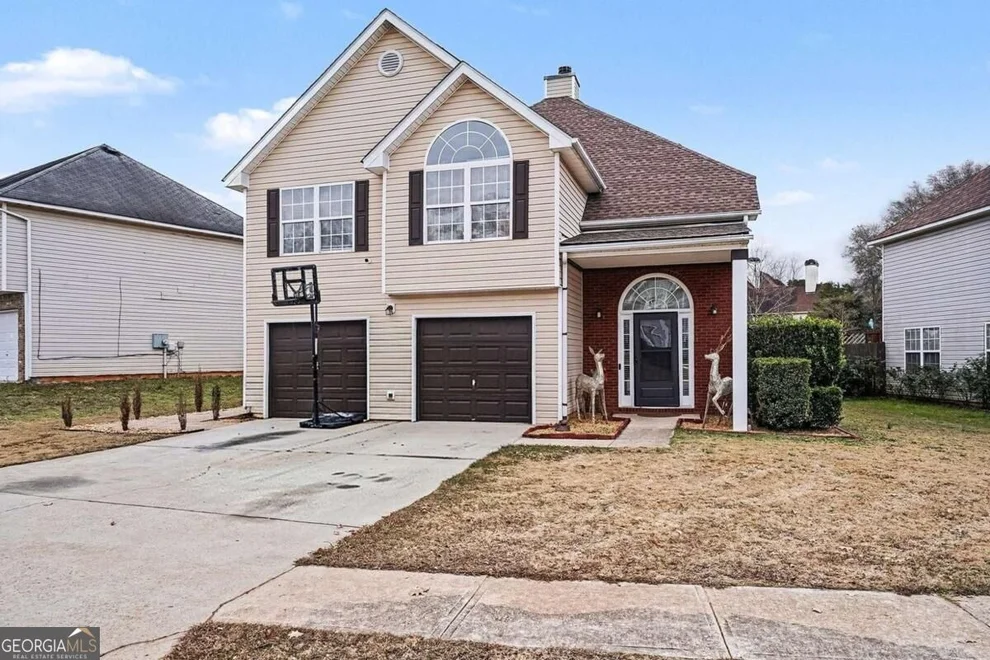Unit for sale at 11811 Registry Boulevard, Hampton, GA 30228