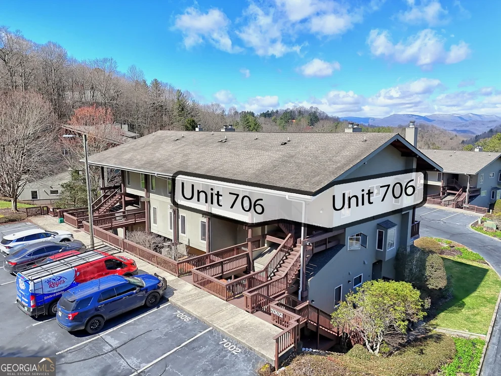 Unit for sale at 62 Sun Valley Circle, Dillard, GA 30537