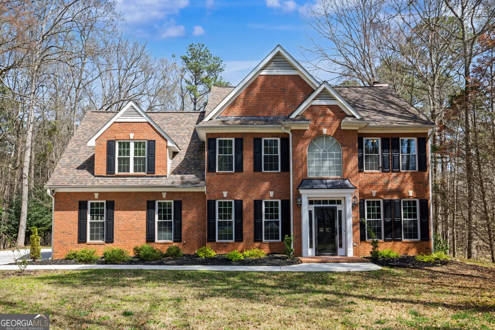Unit for sale at 225 Monarch Drive, Peachtree City, GA 30269